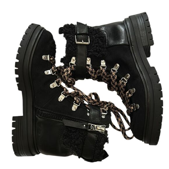 Circus by Sam Edelman Black Ankle Boots(Size 7) - Picture 3 of 8